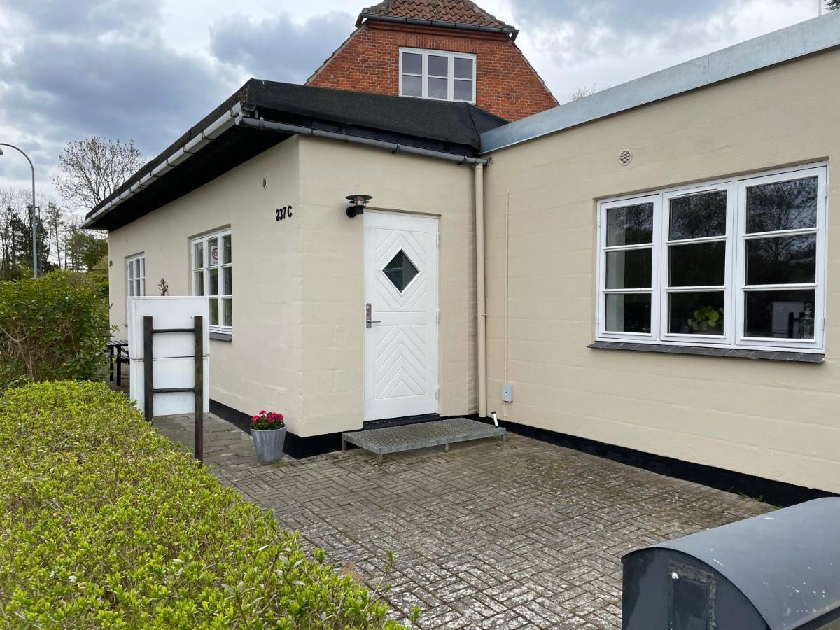 Jonstrupvejens Apartments Lejl C Ballerup Exterior foto